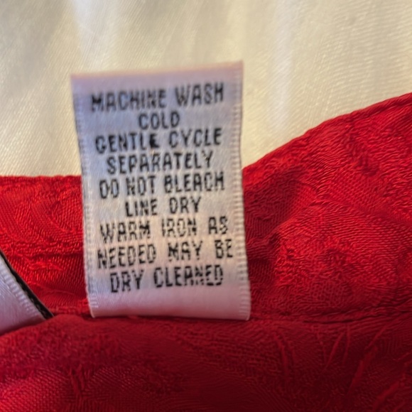 Chico’s Design 100% silk blouse, size 2 - Picture 7 of 9